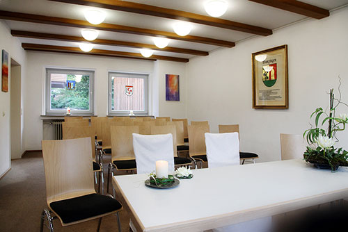 Das kleine Trauzimmer im Munzinger Rathaus.