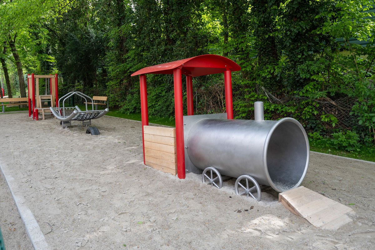 Kinderspielplatz Ferrandstraße / Kenzinger Straße