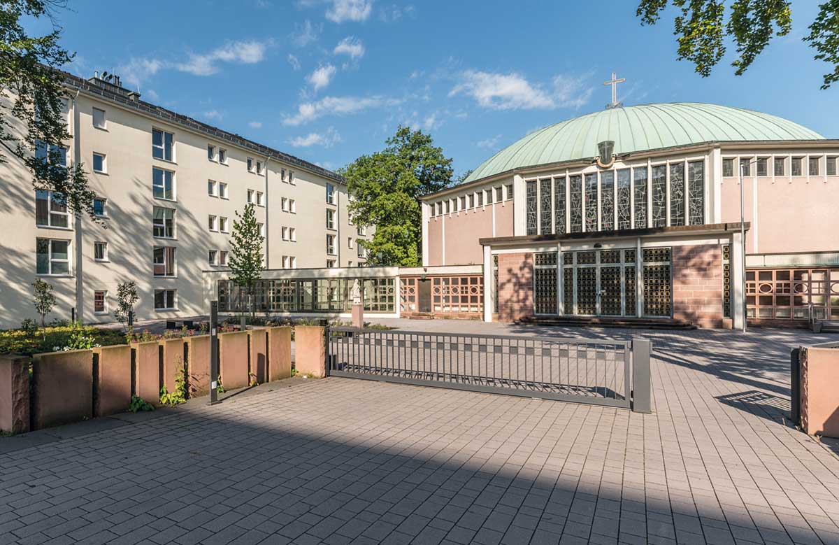 Fertigzustand mit Christusglocke